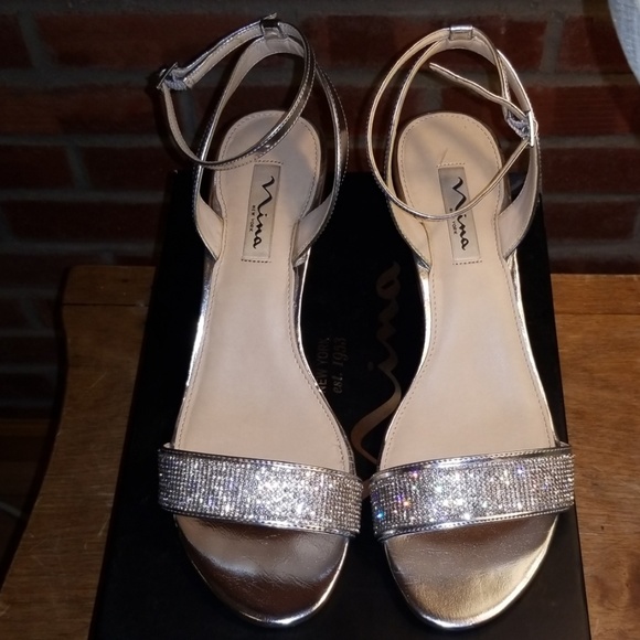 Nina Shoes Shoes - Nina Novia Silver Wedge Pump